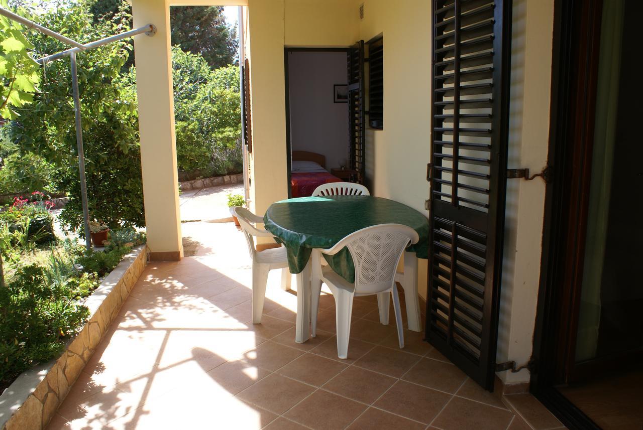 Apartment Ana M Krk Town Exteriér fotografie